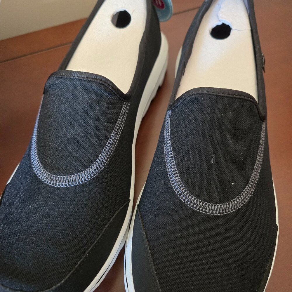 Skechers Go Walk sneakers